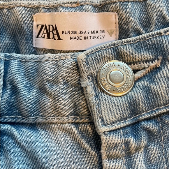 ZARA Straight Leg Jeans. - Picture 8 of 9